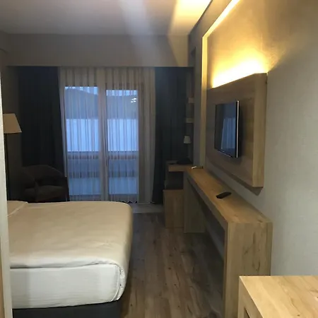 Nehir 3* Halic