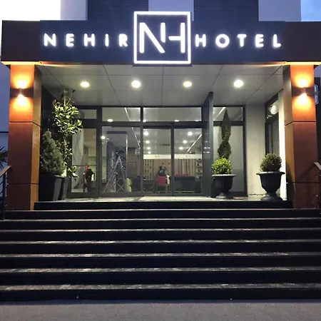 Nehir Halic